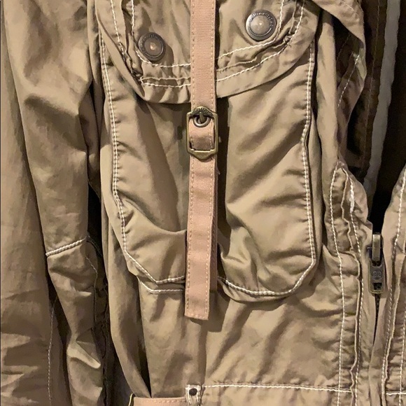 22 twenty two khaki jacket, Size Large. - Picture 2 of 7